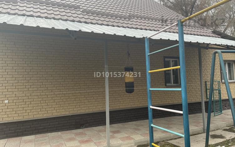 Жеке үй · 4 бөлме · 100 м² · 7.3 жүзд., Құлагер ш/а., Казыбаева 226 — 112 школа, бағасы: 300 000 ₸ в Алматы, Жетысуский р-н — фото 2