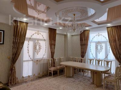Аренда квартир в Мангистауской обл.: 4-комнатная квартира · 144 м² · 4/14 этаж, 17-й мкр 8 за 650 000 〒 4-комнатная квартира · 144 м² · 4/14 этаж, 17-й мкр 8 за 650 000 〒 в Актау