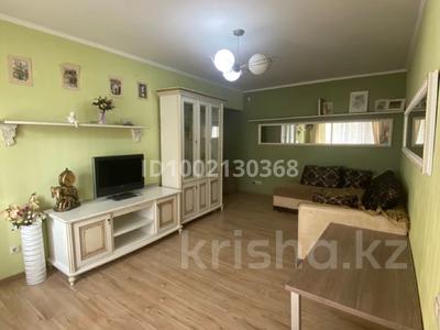 2-бөлмелі пәтер · 43 м² · 4/5 қабат, Орбита-2 ш/а. — Навои Биржана, бағасы: 300 000 ₸ в Алматы, Бостандыкский р-н