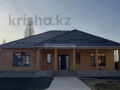 Жеке үй · 5 бөлме · 230 м² · 9 жүзд., Атырау ш/а., бағасы: 75 млн ₸ в мкр Атырау