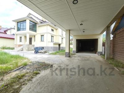 Отдельный дом · 9 комнат · 450 м² · 13.5 сот., мкр Городской Аэропорт, Мкр. Алтын Арка 6 за 150 млн ₸ в Караганде, Казыбек би р-н