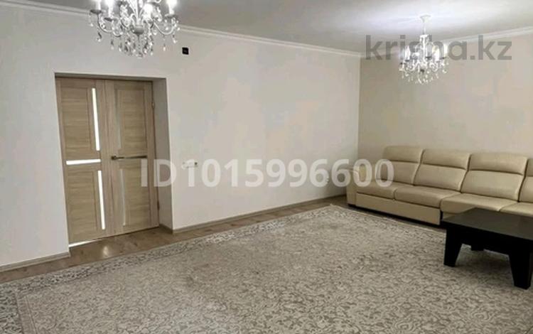 3-комнатная квартира · 100 м² · 4/5 этаж, Сатпаева 34 — Сатпаева 34 за 280 000 ₸ в Атырау — фото 2