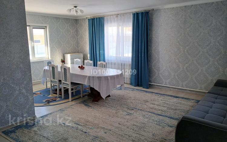 Жеке үй · 3 бөлме · 120 м² · 7 жүзд., Үркер, бағасы: 370 000 ₸ в Астане, Нура р-н — фото 2