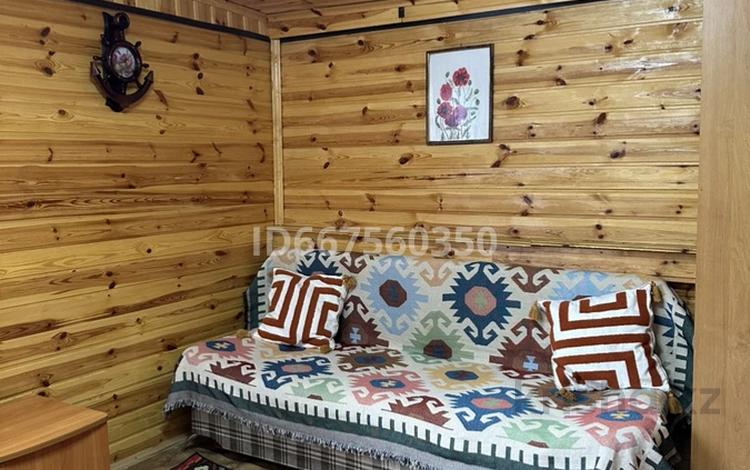 Жеке үй · 1 бөлме · 15 м², Сакена сейфуллина 29, бағасы: 25 000 ₸ в Бурабае — фото 28