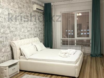 Аренда квартир посуточно в Алматы: 2-комнатная квартира · 95 м² · 6 этаж, мкр Самал, Альфараби 21 — Желтоксан (Мира) за 22 000 〒 2-комнатная квартира · 95 м² · 6 этаж, мкр Самал, Альфараби 21 — Желтоксан (Мира) за 22 000 〒 в Алматы, Медеуский р-н