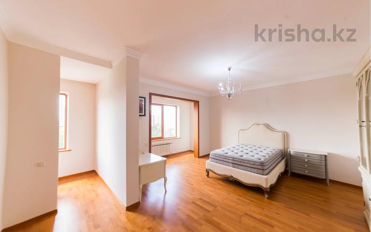 6-комнатная квартира · 283.8 м² · 6/7 этаж, Кабанбай батыра 19 за 215 млн ₸ в Астане, Есильский р-н — фото 14