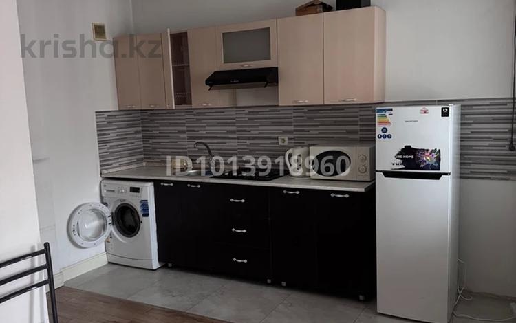 2-бөлмелі пәтер · 55 м² · 9/9 қабат, Абая 130, бағасы: 330 000 ₸ в Алматы, Бостандыкский р-н — фото 2