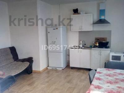 Аренда домов или дач в Алматы: Отдельный дом · 2 комнаты · 46 м² · помесячно, Навои 4 — Ул.Жандосова за 240 000 〒 Отдельный дом · 2 комнаты · 46 м² · помесячно, Навои 4 — Ул.Жандосова за 240 000 〒 в Алматы, Ауэзовский р-н