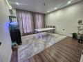 3-бөлмелі пәтер · 90 м², Отырар 10, бағасы: 39.9 млн ₸ в Туздыбастау (Калинино) — фото 17