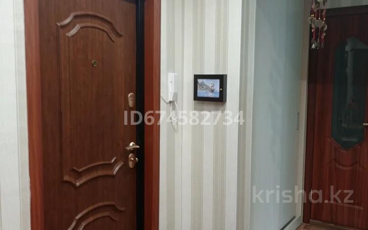2-комнатная квартира, 53 м², 2/9 этаж, Микрорайон 7 за 13.3 млн 〒 в Лисаковске — фото 2