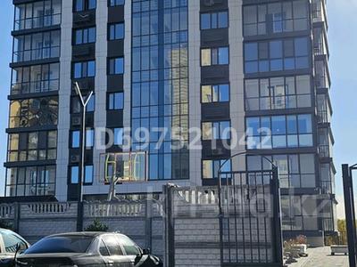 Пәтерлер в Абай обл.: 2-бөлмелі пәтер · 83.1 м² · 6/11 қабат, Шмидта — Набережная, центральная площадь, бағасы: ~ 37.4 млн 〒 2-бөлмелі пәтер · 83.1 м² · 6/11 қабат, Шмидта — Набережная, центральная площадь, бағасы: ~ 37.4 млн 〒 в Семее