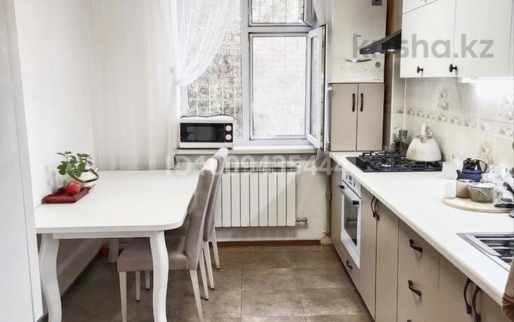 3-бөлмелі пәтер · 82.7 м² · 2/3 қабат, 4-й микрорайон, 4-й микрорайон 17в — Школа №78, бағасы: 27 млн ₸ в Шымкенте, Туран р-н — фото 37