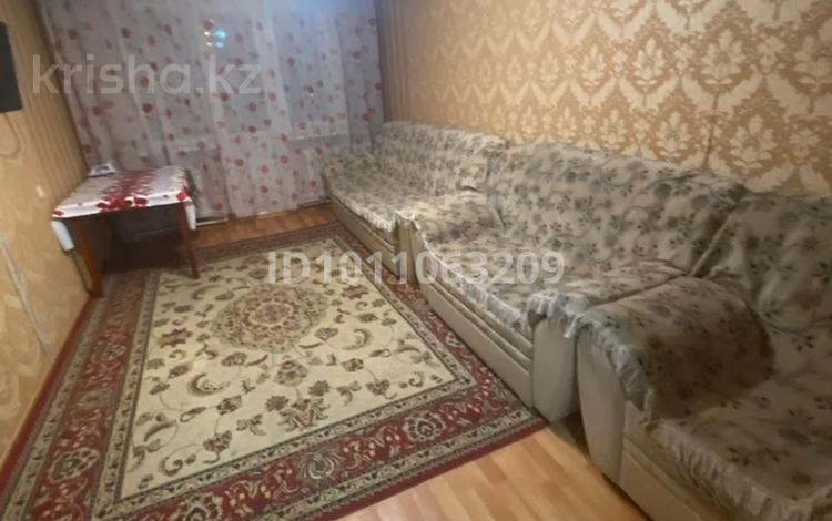 2-комнатная квартира · 44 м² · 5/5 этаж, Пришахтинск, 22й микрорайон 10 за 120 000 ₸ в Караганде, Алихана Бокейханова р-н — фото 3