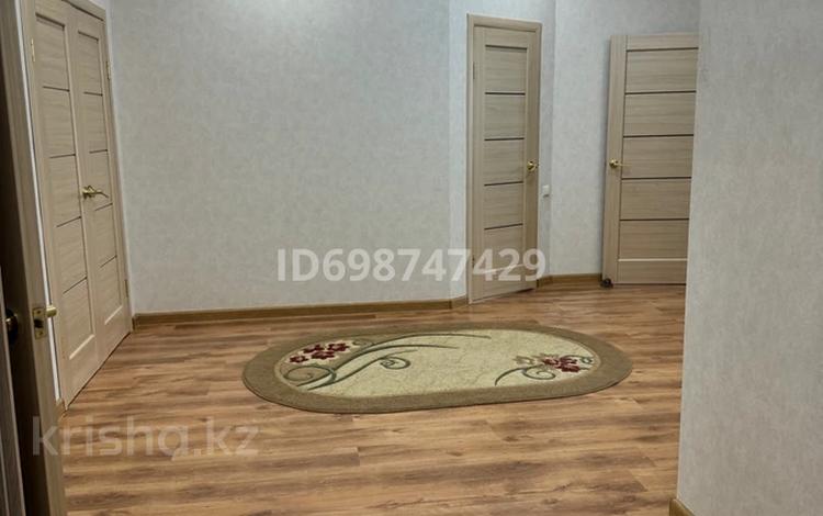 3-комнатная квартира · 120 м² · 6/8 этаж, мкр. Алтын орда, санкибай батыра 40 — гипер дина за 47 млн ₸ в Актобе — фото 2