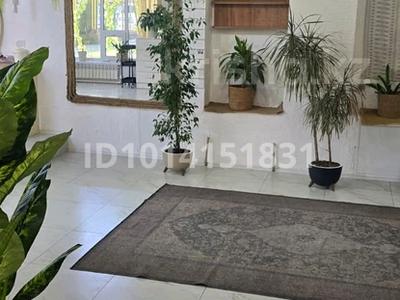 Магазины и бутики, салоны красоты · 40 м² за 200 000 ₸ в Таразе