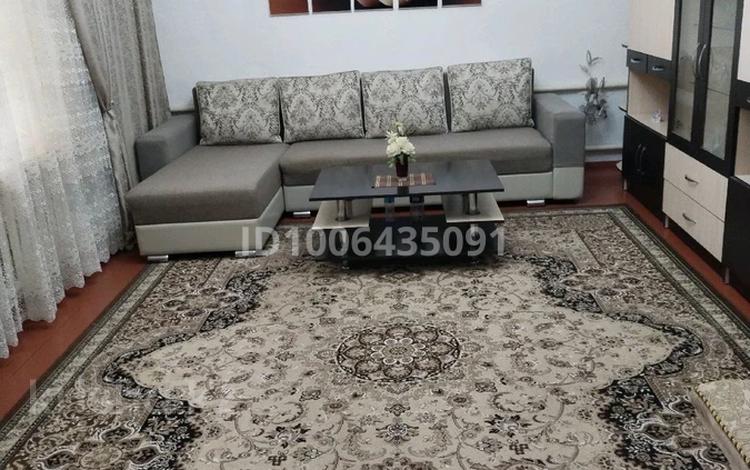 4-комнатная квартира · 91.9 м², Парковая 23 кв 2 за 16 млн ₸ в Мерке — фото 2
