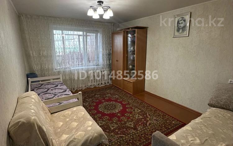 2-бөлмелі пәтер · 50 м² · 8/10 қабат, Камзина 358 — Дачный, бағасы: 20 млн ₸ в Павлодаре — фото 2