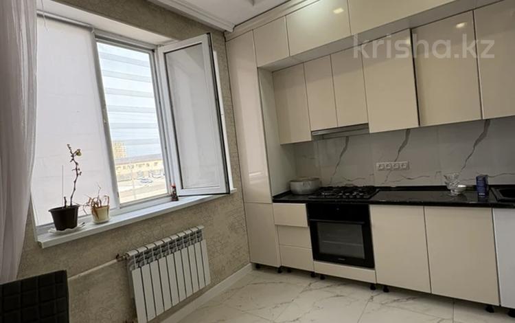 3-бөлмелі пәтер · 98 м² · 3/5 қабат, 29а мкр 94, бағасы: 23.9 млн ₸ в Актау — фото 2
