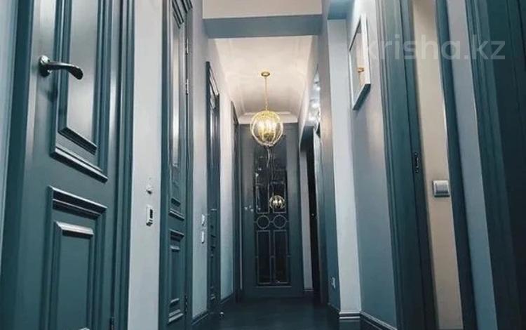 4-комнатная квартира · 165 м² · 6/10 этаж, Кабанбай Батыра 15 за 170 млн ₸ в Алматы, Медеуский р-н — фото 2