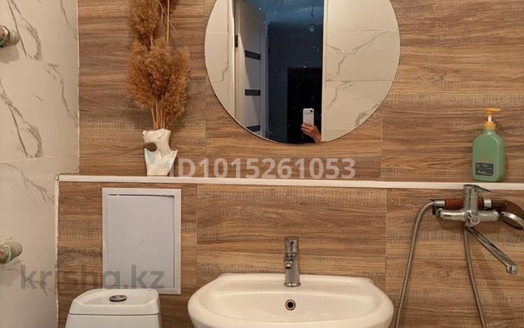 3-бөлмелі пәтер · 80 м² · 1/5 қабат, 29-ш/а., бағасы: 15 000 ₸ в Актау, 29-й мкр — фото 3