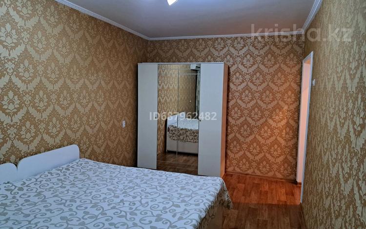 2-комнатная квартира, 49 м², 2/5 этаж, Шакирова 1 за 12 млн 〒 в Шу — фото 2