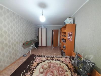 3-комнатная квартира, 70 м², 2/5 этаж, Байгазиева за 10.5 млн 〒 в Темиртау