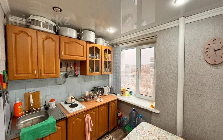 2-комнатная квартира · 41.6 м² · 5/9 этаж, пр. Металлургов за 7.7 млн ₸ в Темиртау — фото 2