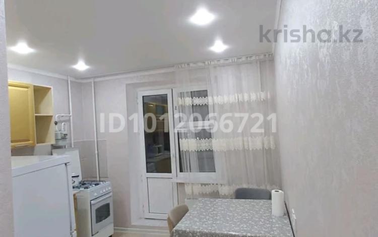 1-бөлмелі пәтер · 40 м² · 9/10 қабат, мкр Кунаева 67/1, бағасы: 8 500 ₸ в Уральске — фото 3