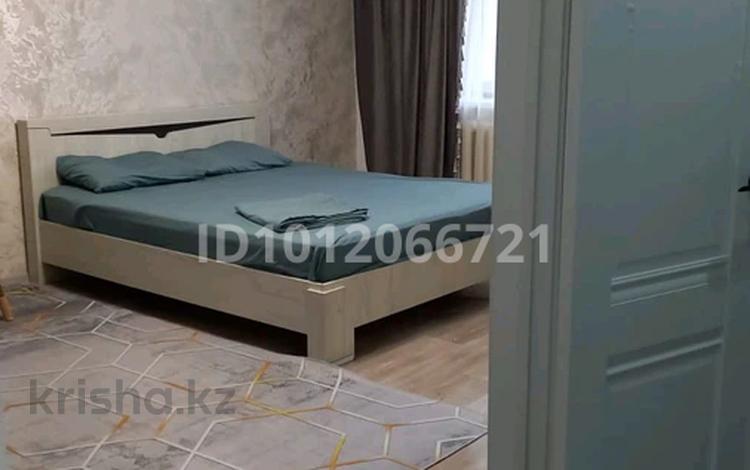 1-комнатная квартира · 40 м² · 9/10 этаж, мкр Кунаева за 11 000 ₸ в Уральске — фото 5