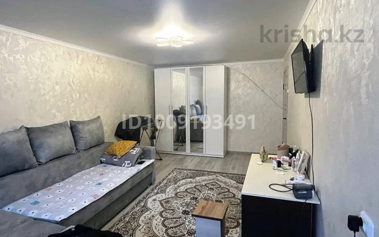 1-комнатная квартира · 33.6 м² · 2/5 этаж, Ермекова 77/2 — Прям напротив налоговой за 13 млн ₸ в Караганде, Казыбек би р-н — фото 2