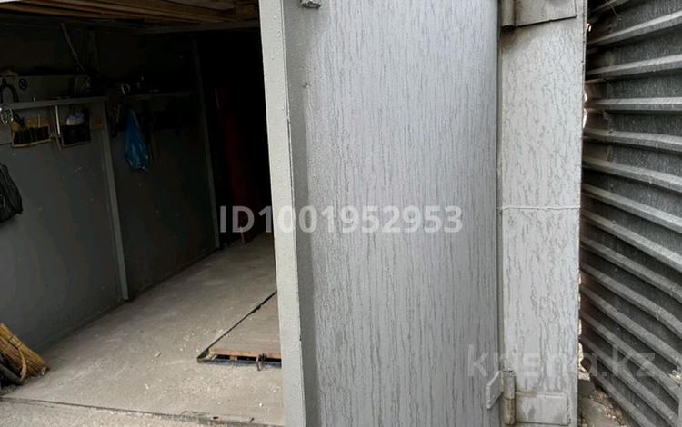 Гараж · 18.9 м² · Шәкерім 14 — Центр, бағасы: 450 000 ₸ в Семее — фото 2