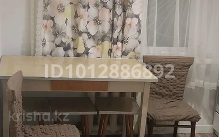1-бөлмелі пәтер · 30 м² · 1/4 қабат, мкр №9, бағасы: 250 000 ₸ в Алматы, Ауэзовский р-н — фото 2