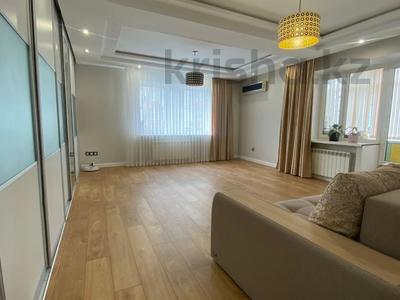 5-комнатная квартира · 186.3 м² · 2/5 этаж, мкр. Алтын орда, Проспект Алии Молдагуловой за 72 млн 〒 в Актобе