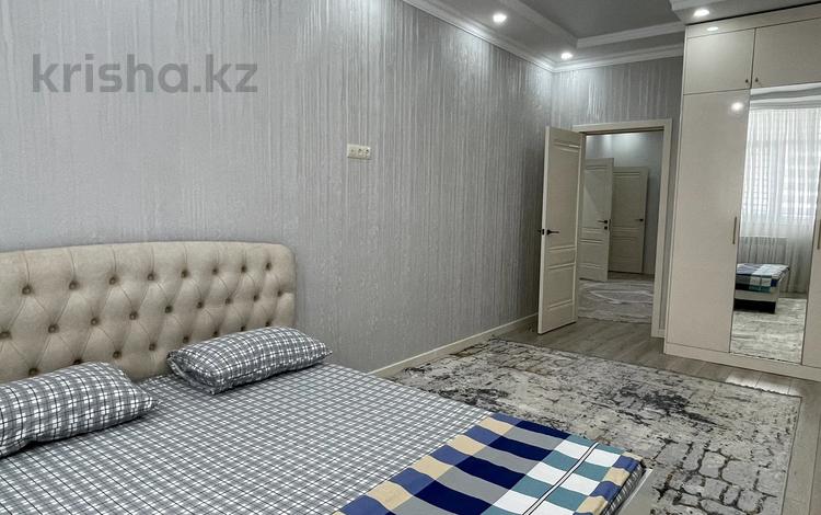 1-бөлмелі пәтер, 68 м², 6/15 қабат сағатына, 17-й мкр 54, бағасы: 3 500 〒 в Актау, 17-й мкр — фото 2