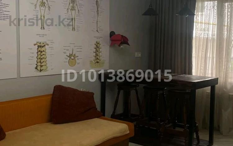 2-бөлмелі пәтер · 40 м² · 1/3 қабат, Габдуллина 92 — Район Атакента, бағасы: 280 000 ₸ в Алматы, Бостандыкский р-н — фото 2