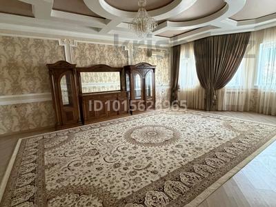 Отдельный дом · 5 комнат · 250 м² · 5 сот., мкр Лесхоз, Тажигали Садыкова 10 за 550 000 ₸ в Атырау