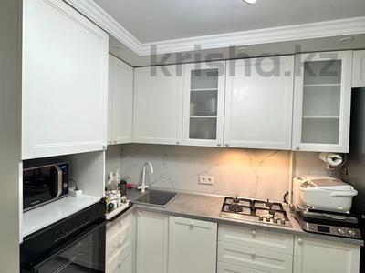 3-комнатная квартира · 72 м² · 1/5 этаж, мкр Аксай-3Б — Толе би Яссауи за 350 000 〒 в Алматы, Ауэзовский р-н