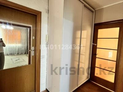 2-бөлмелі пәтер · 52.49 м² · 9/10 қабат, Степной 4 ш/а. 30, бағасы: 180 000 ₸ в Караганде, Казыбек би р-н