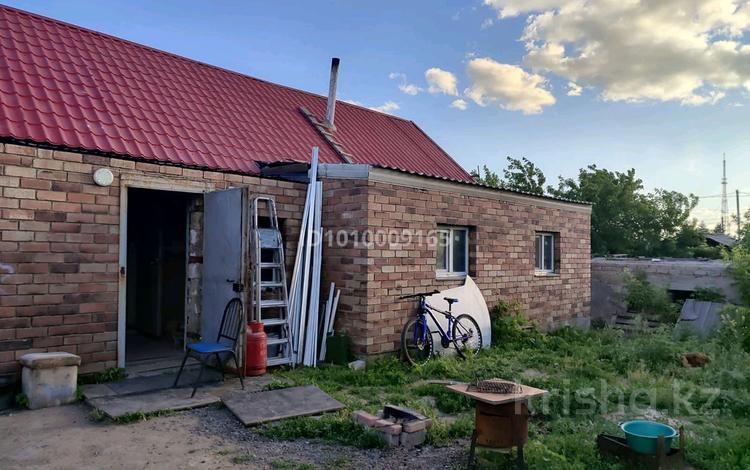Отдельный дом · 2 комнаты · 50 м², Гурьевская 36 — Елгина за 15 млн ₸ в Павлодаре — фото 3