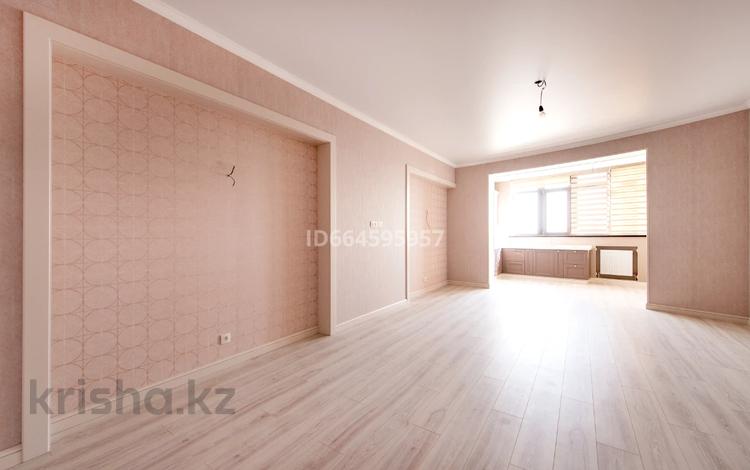2-комнатная квартира, 100 м², 13/15 этаж, проспект Кунаева 39 за 58 млн 〒 в Шымкенте, Аль-Фарабийский р-н — фото 2