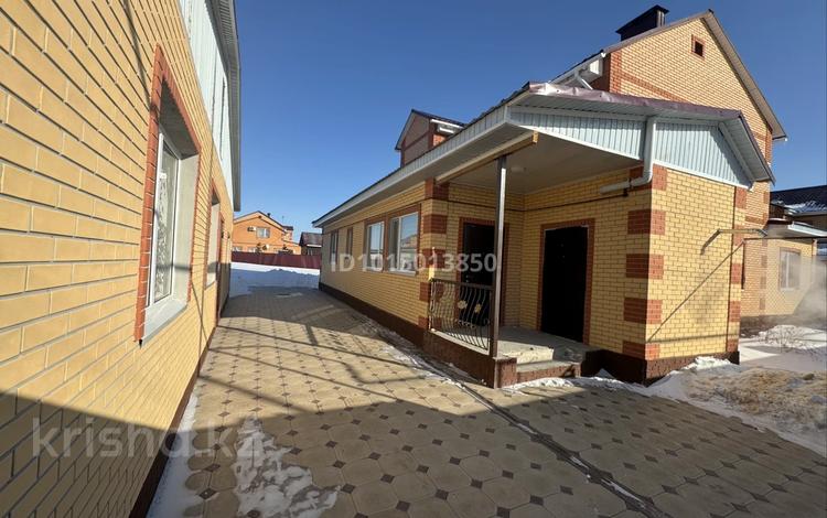 Отдельный дом · 5 комнат · 232.4 м² · 10 сот., мкр Уркер, Ашырбек Сыгай 4 за 130 млн ₸ в Астане, Нура р-н — фото 2