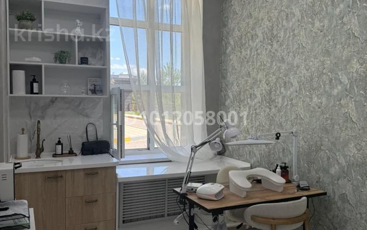 Салоны красоты · 15 м² за 100 000 ₸ в Астане, Нура р-н — фото 2