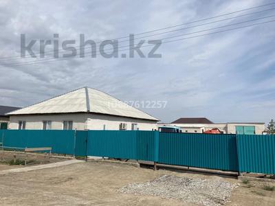 Отдельный дом · 3 комнаты · 240 м² · 10 сот., Береке (Память Ильича), Жантурин 38 за 22 млн 〒 в Атырау