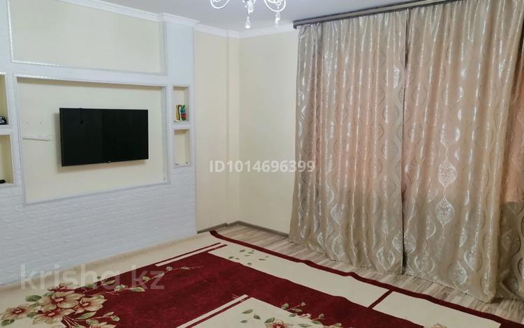 2-комнатная квартира · 65 м² · 4/5 этаж, пгт Балыкши, Қожақаева 21 за 160 000 ₸ в Атырау — фото 2