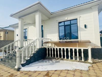 Жеке үй · 6 бөлме · 180 м² · 5 сот., мкр Алгабас — Сзади Алматы Арены, бағасы: 70 млн 〒 в Алатауский р-н