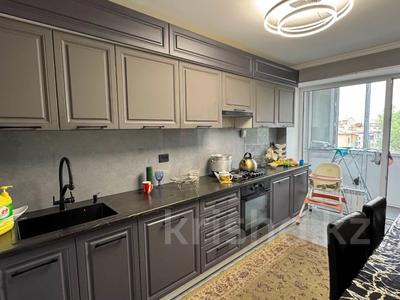 4-комнатная квартира · 86 м² · 5/5 этаж, Назарбаева за 26.3 млн 〒 в Талдыкоргане