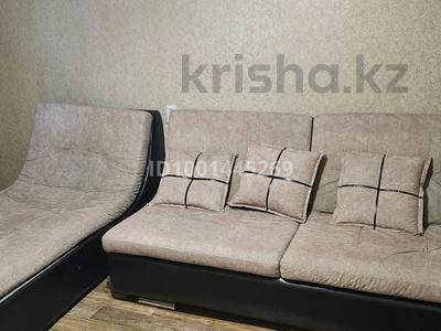 Аренда квартир в Карагандинской обл.: 3-комнатная квартира · 68 м² · 3/5 этаж · помесячно, мкр Михайловка , Крылова — Третий квадрат за 220 000 〒 3-комнатная квартира · 68 м² · 3/5 этаж · помесячно, мкр Михайловка , Крылова — Третий квадрат за 220 000 〒 в Караганде, Казыбек би р-н