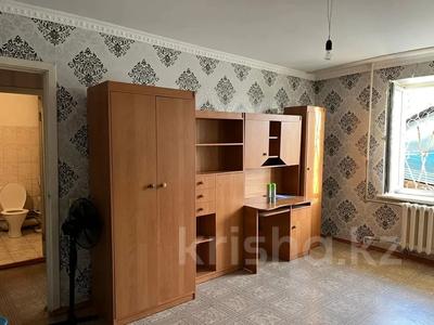 1-комнатная квартира, 35 м², 2/5 этаж помесячно, Каблиса жырау 213 за 80 000 〒 в Талдыкоргане