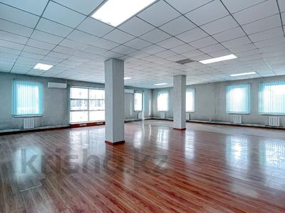 Свободное назначение, офисы, конференц-залы, кабинеты и рабочие места, студии · 205 м² за 1.3 млн 〒 в Алматы, Бостандыкский р-н