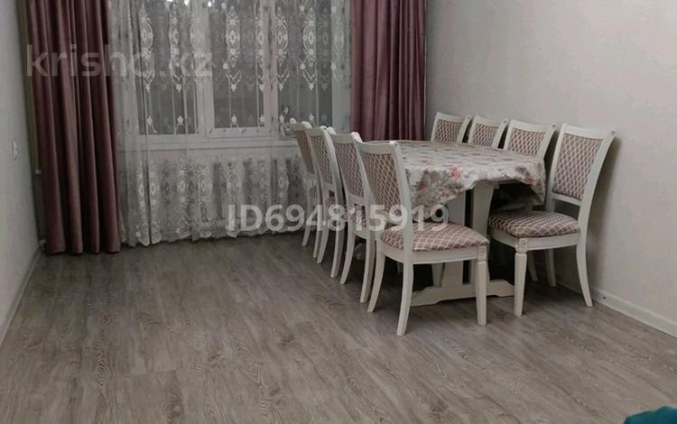 3-комнатная квартира · 77 м² · 3/5 этаж, 10 микрорайон за 30 000 ₸ в Балхаше — фото 6